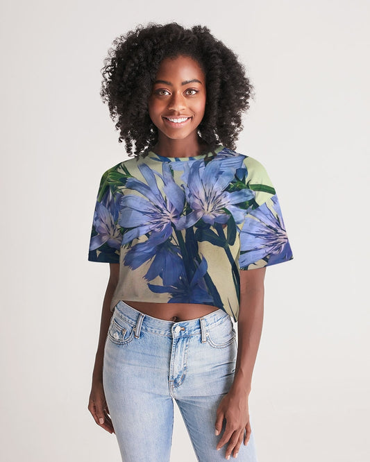 Blue Wildflowers Women's Lounge Cropped Tee