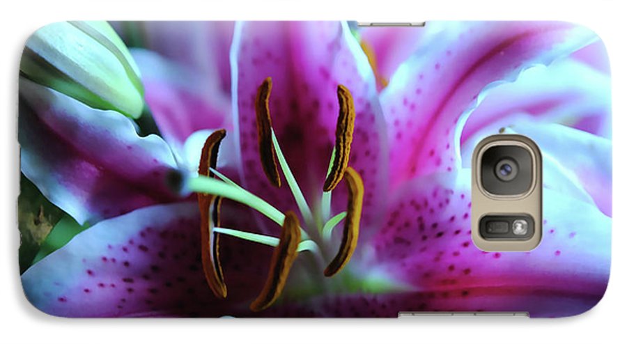 Flowers 32 - Phone Case