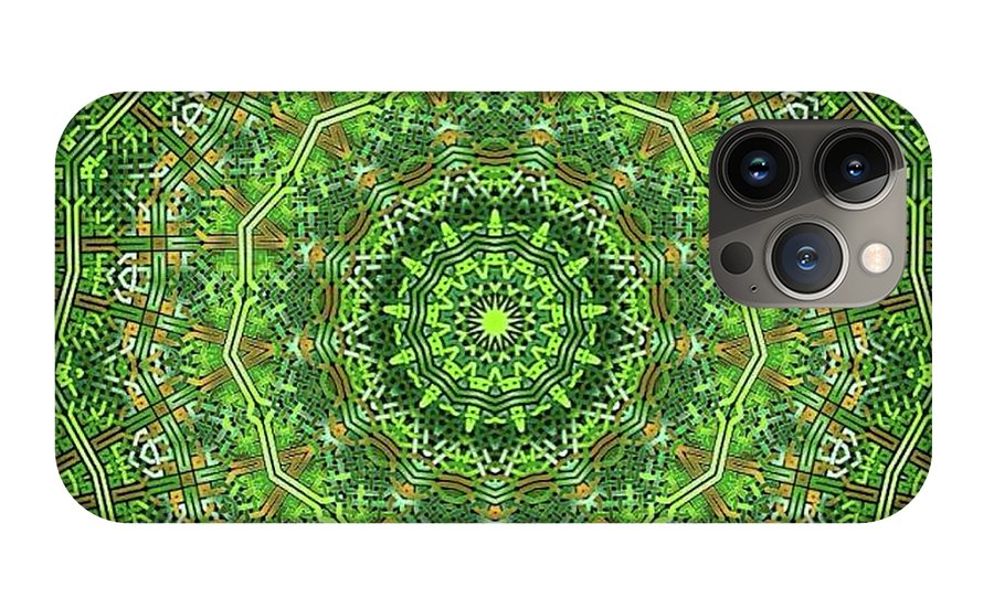 Green Celtic Knot Circle Kaleidoscope - Phone Case