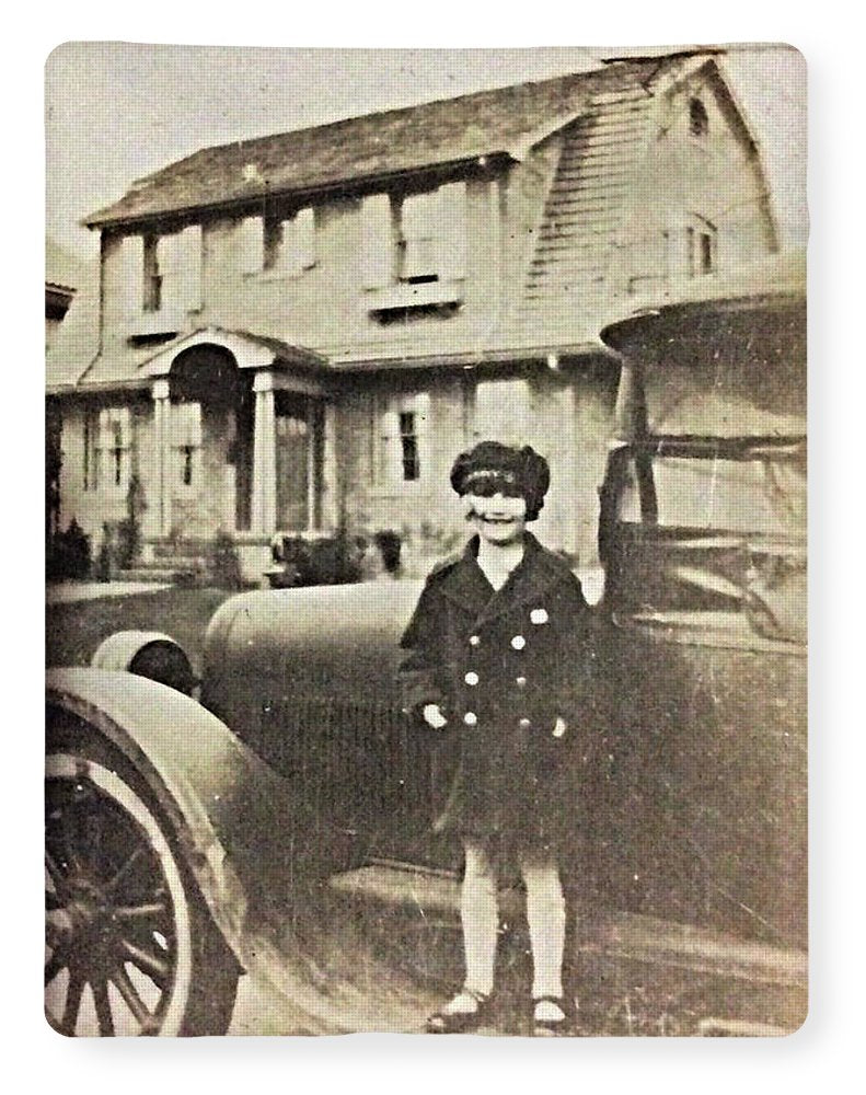 Little 1920s Girl With Car - Blanket