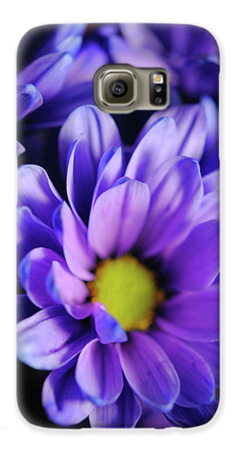 Raw Flowers 11 - Phone Case