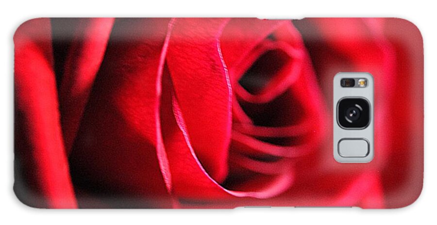 Red Rose Profile - Phone Case