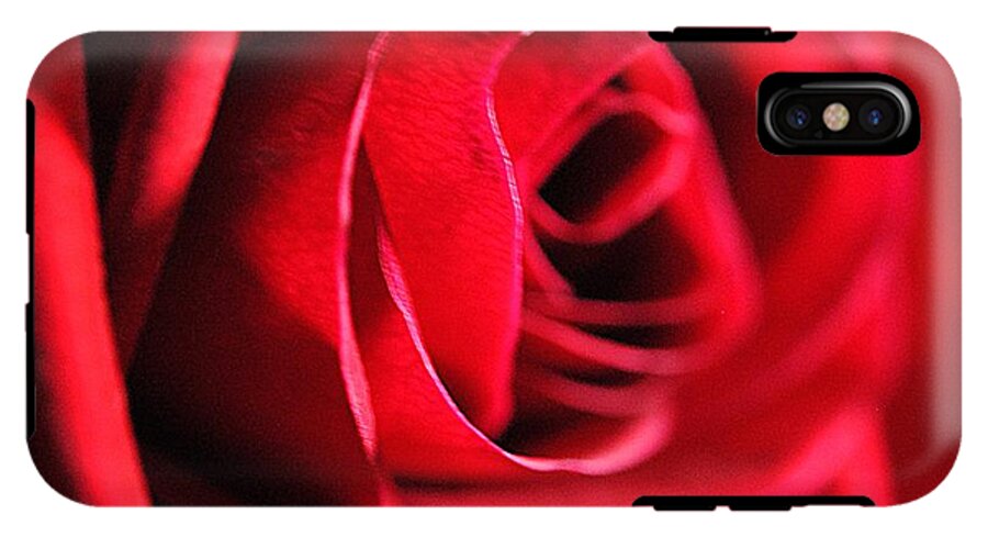 Red Rose Profile - Phone Case