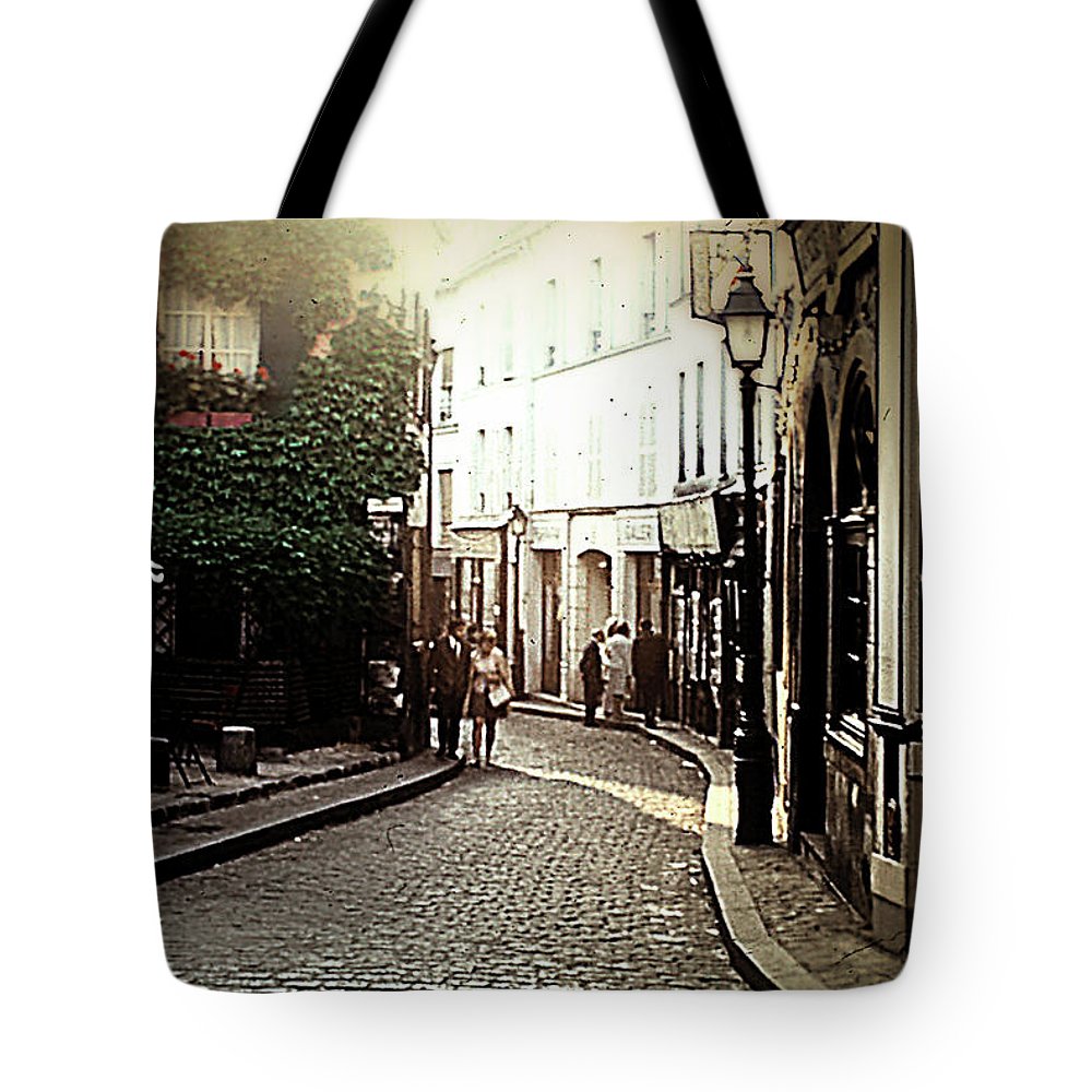 Vintage Travel Cobblestone Cafe - Tote Bag