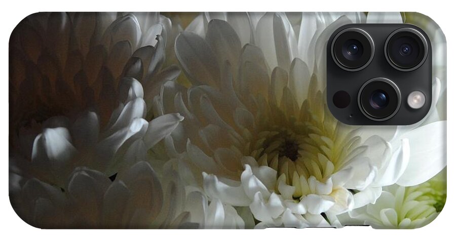 White Chrysanthemum Bouquet - Phone Case