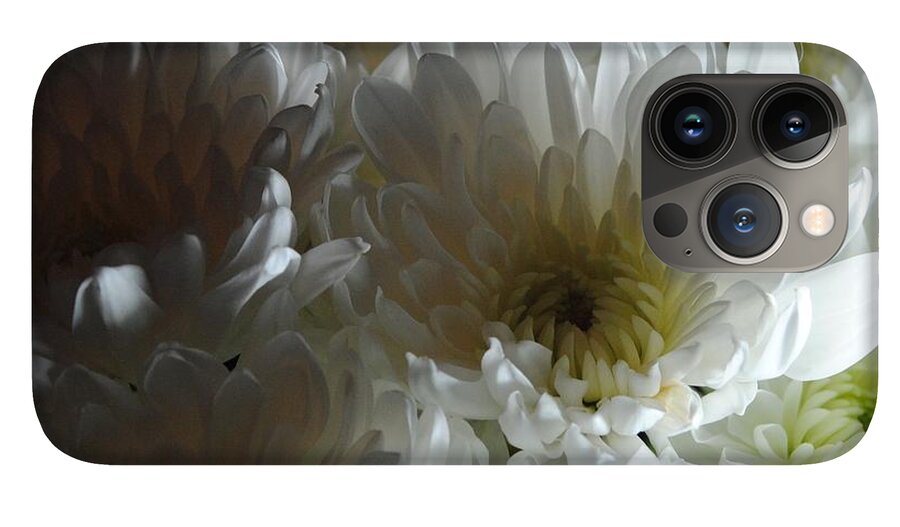 White Chrysanthemum Bouquet - Phone Case