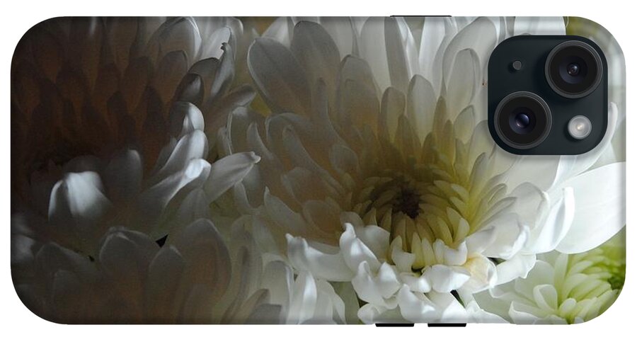 White Chrysanthemum Bouquet - Phone Case