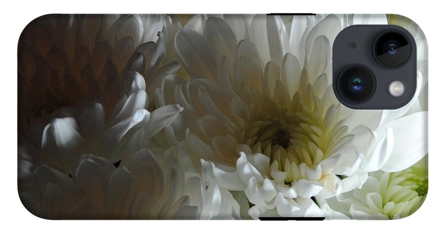White Chrysanthemum Bouquet - Phone Case