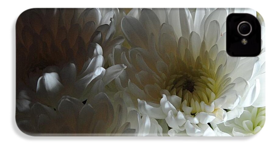 White Chrysanthemum Bouquet - Phone Case