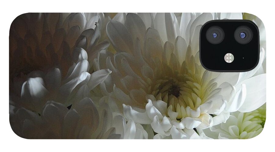 White Chrysanthemum Bouquet - Phone Case