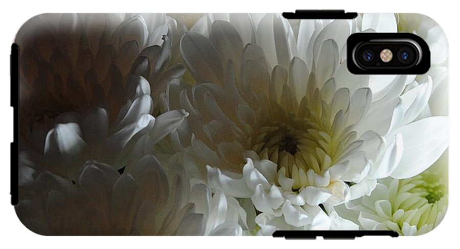 White Chrysanthemum Bouquet - Phone Case
