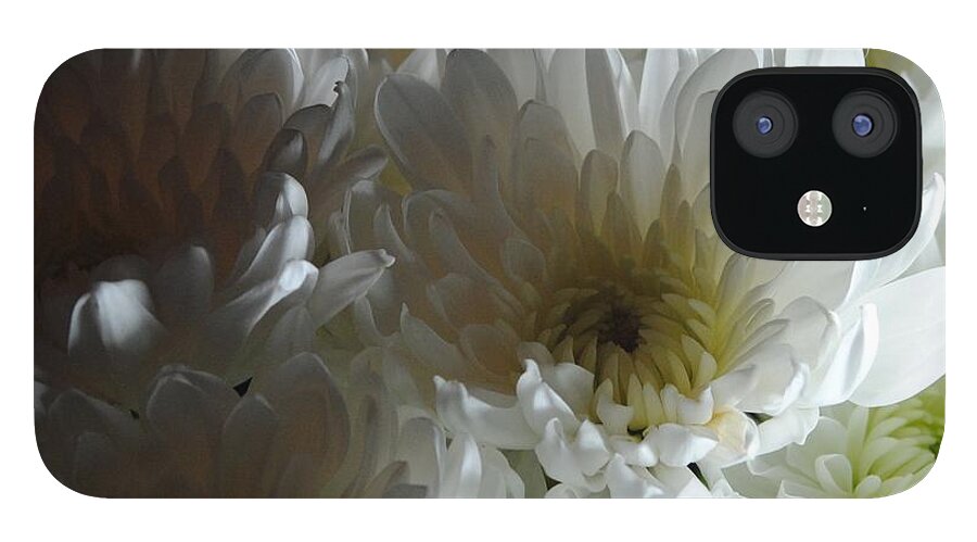 White Chrysanthemum Bouquet - Phone Case
