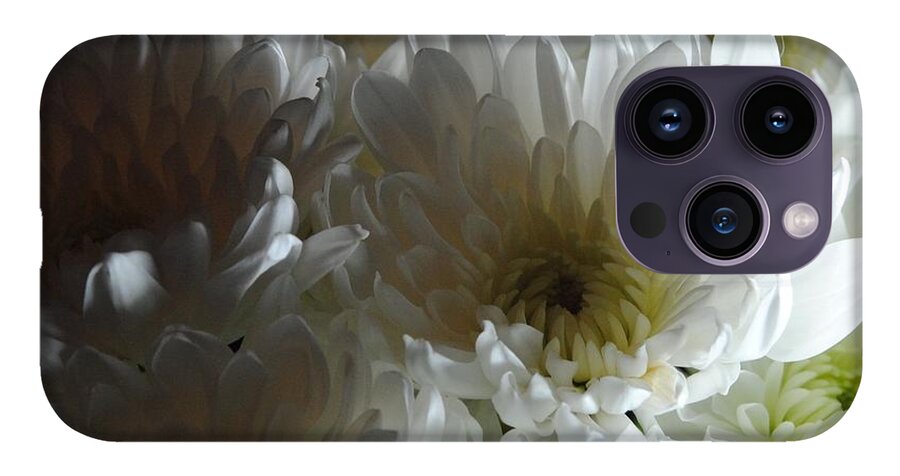 White Chrysanthemum Bouquet - Phone Case