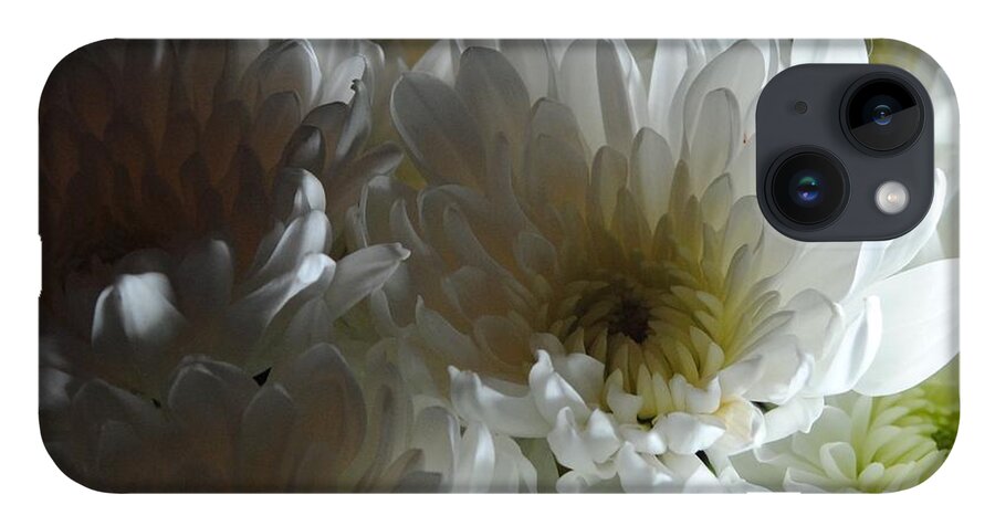 White Chrysanthemum Bouquet - Phone Case