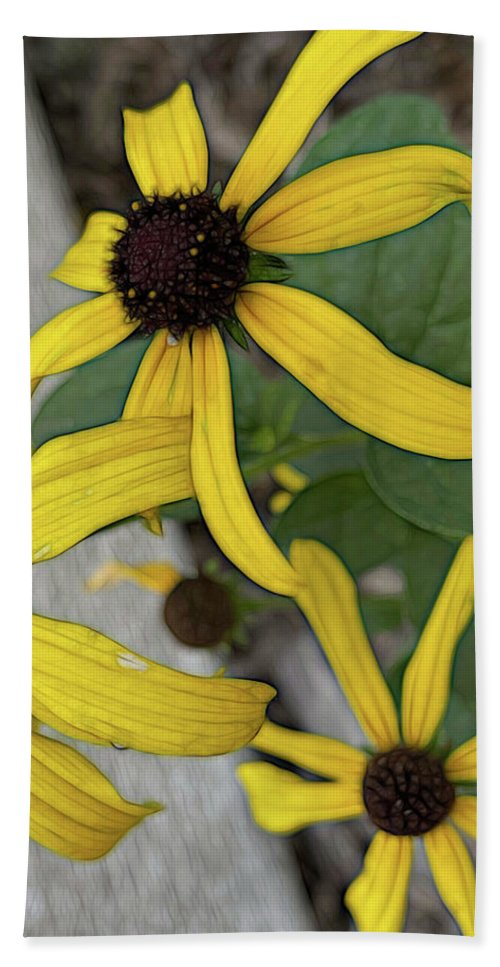 Yellow Cone Flower Close Up - Bath Towel